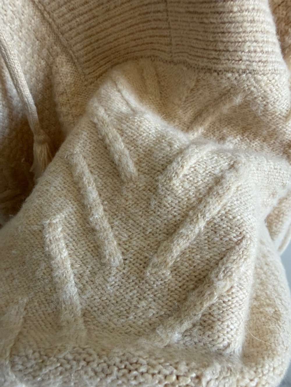 INDUSTRY REPUBLIC CLOTHING Cozy Cream Hooded Cable-Knit Sweater, M - Picture 9 of 9